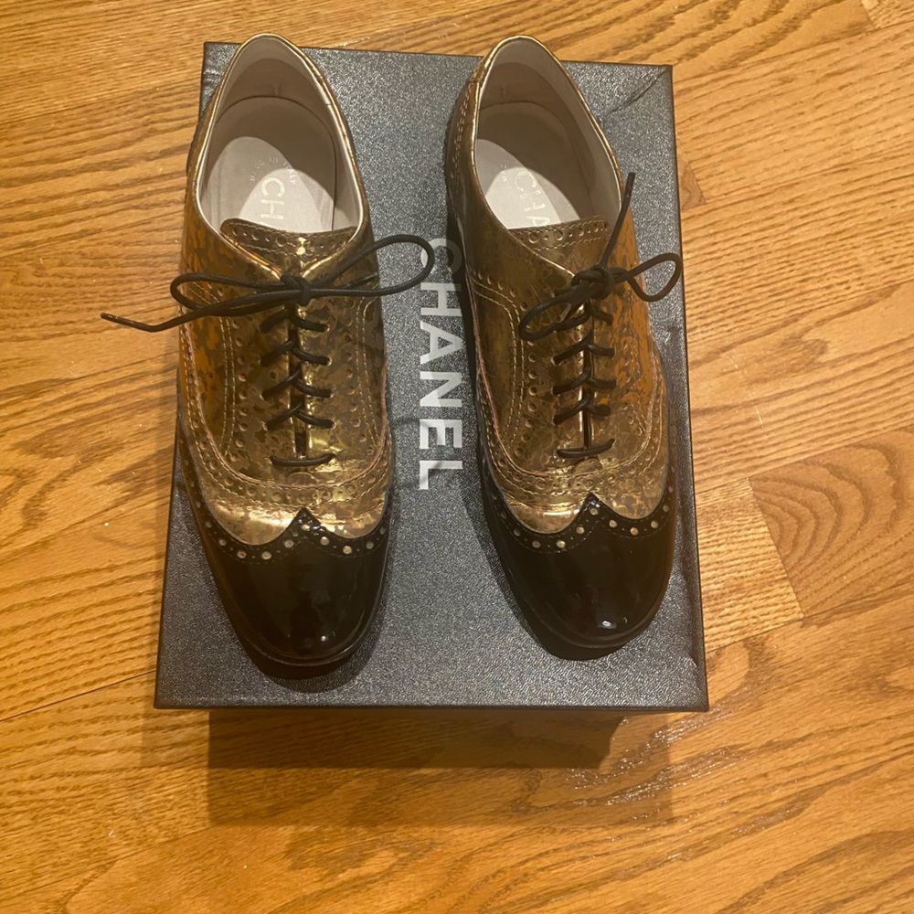 Chanel lace up Oxford